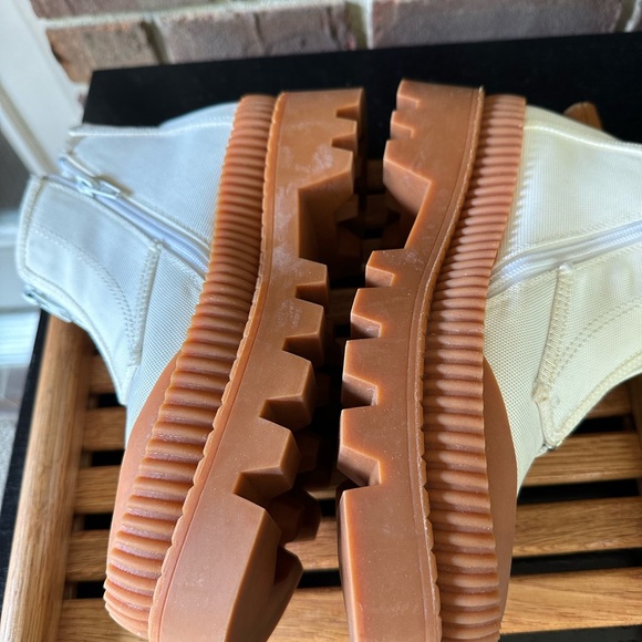 Silent D Free People rocker Women’s chunky fashion sneaker - Picture 4 of 10